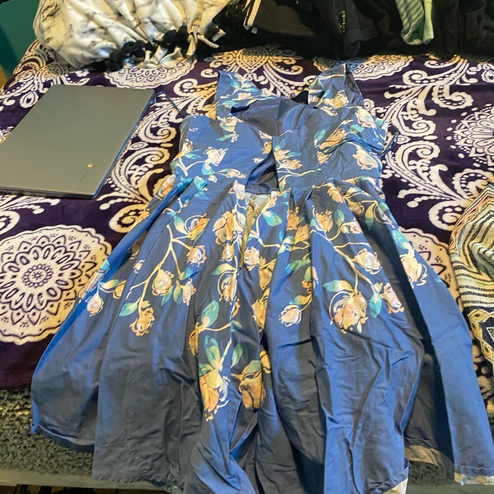 Beautiful dress with belt